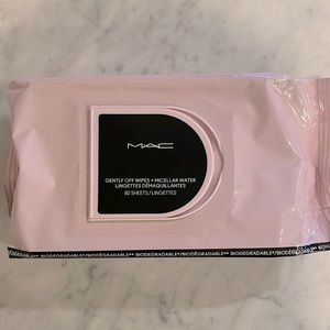 *NEW* MAC Micellar Water Makeup Remover Wipes